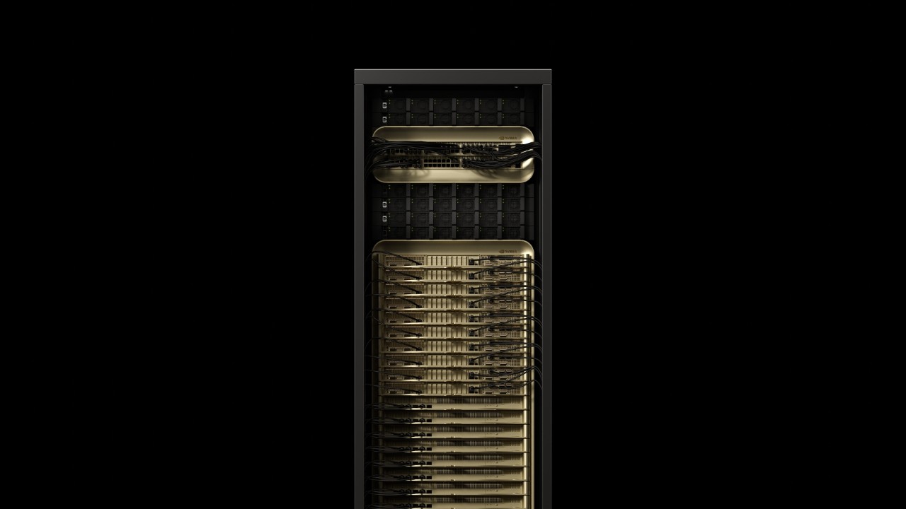 NVIDIA Quantum-X800 和 Spectrum-X 网络为 AI 基础设施提供增强的网络。